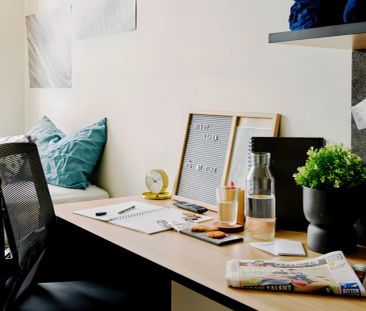 2 Bedroom Apartment High Floor - Photo 2