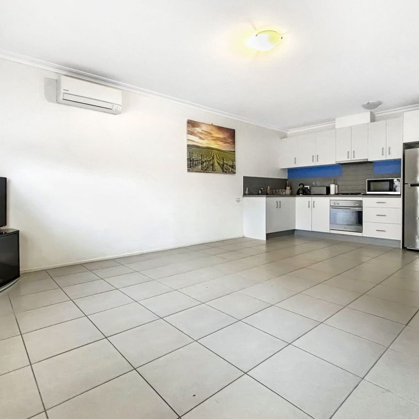 $515 p/w incl Gas & Water Units - Photo 1