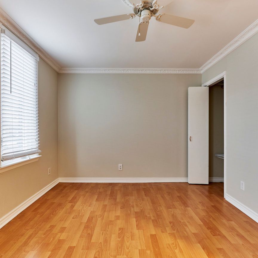 For Lease - 222 Old Weston Road, Toronto, Ontario - Photo 1