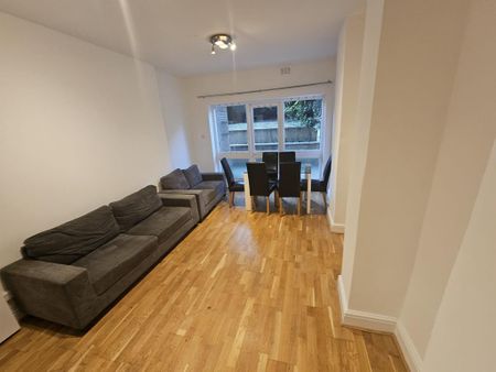 2 bedroom flat to rent - Photo 4