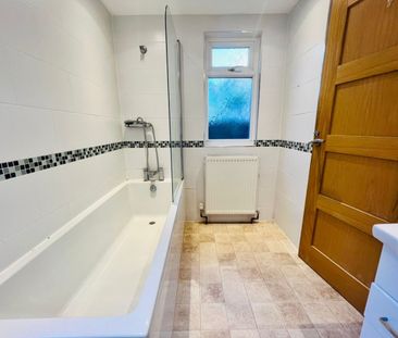 2 bed Mid Terraced House for Rent - Photo 5