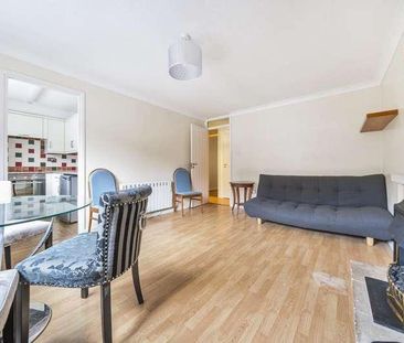 The Birches, Swindon, SN3 - Photo 1