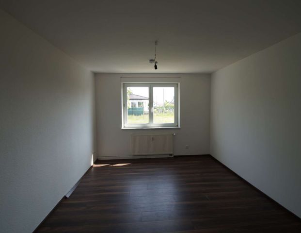 Sanierte 3-Raumwohnung mit Einbauküche in Thräna - Foto 1