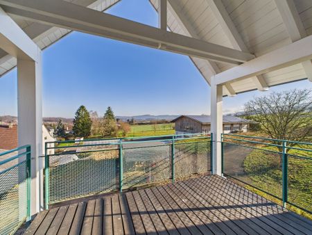 Modern 2.5-room Roof-Flat with cellar and parking space, Biel-Benken - Photo 3