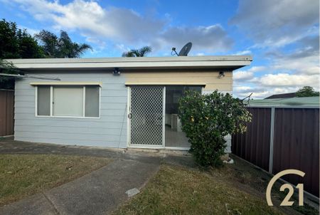 One Bedroom Granny Flat&comma; in a Prime Location&excl; - Photo 2