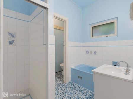 Family Living in a Convenient Hills Fringe Location - Photo 5