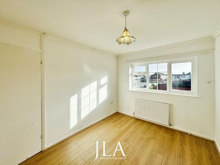 3 bedroom terraced house to rent - Photo 5