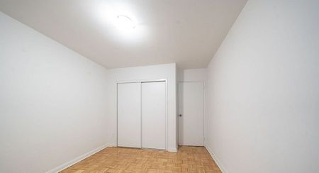For Lease - 77 Erskine Avenue Unit# 202, Toronto, Ontario - Photo 2