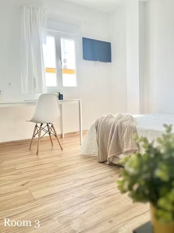 Barriada Villegas, Sevilla, Andalusia 41008 - Photo 3