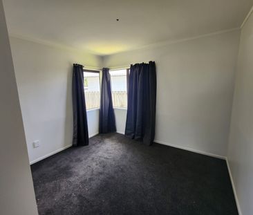 Charming 3-Bedroom Family Home in Tikipunga - Photo 6