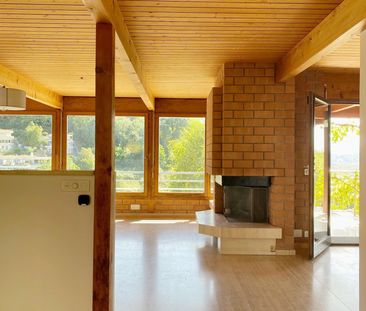 Freistehendes Einfamilienhaus mit spektakulärer Aussicht - Foto 4