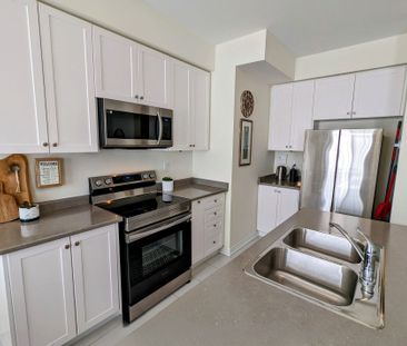 For Lease - 28 Sigford Street, Whitby, Ontario - Photo 5