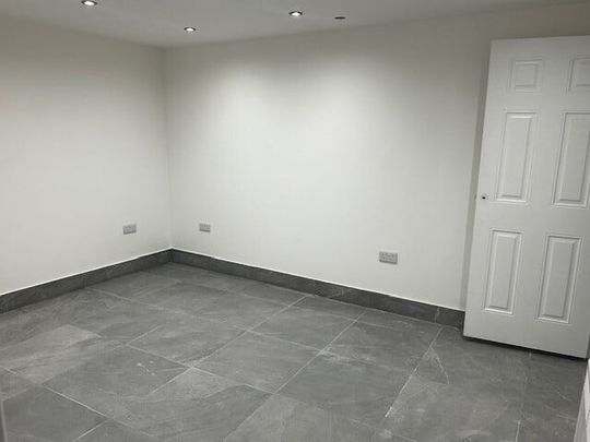 Station Bridge, HARROGATE - Photo 1