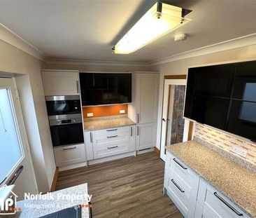 Thorpe St Andrew, NR7 - Photo 4