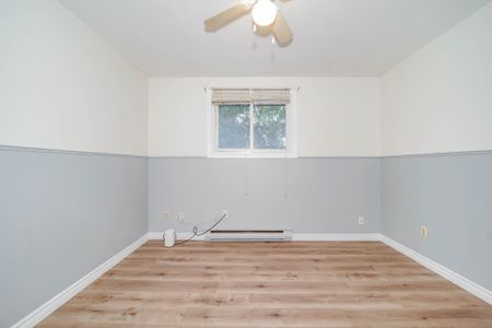 For Lease - 20 Little Avenue, Clarington, Ontario - Photo 4