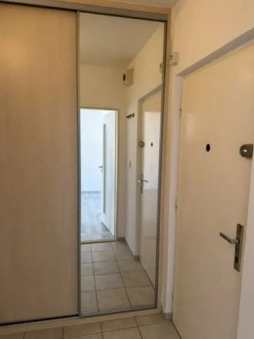 Pronájem bytu 1+kk, 38 m - Photo 2