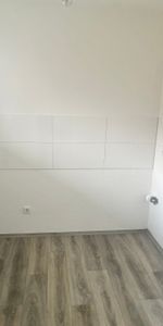 Schöne 2-Zimmer-Wohnung mit Balkon und Tageslichtbad - Foto 4