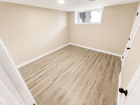 For Lease - 1027 Danforth Road, Toronto, Ontario - Photo 4