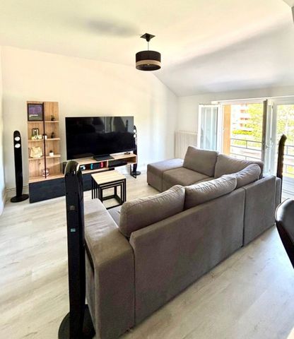 Location Appartement 3 pièces 80m² DECAZEVILLE 12300 - Photo 2