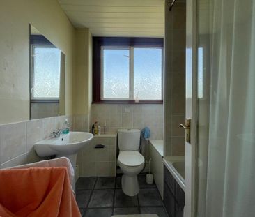 1 bedroom in a house share to rent - Photo 6