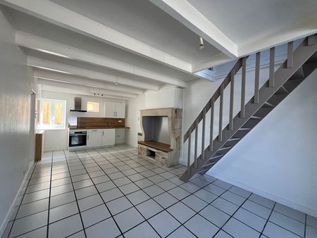 Location Maison 2 pièces 51m² - Photo 3