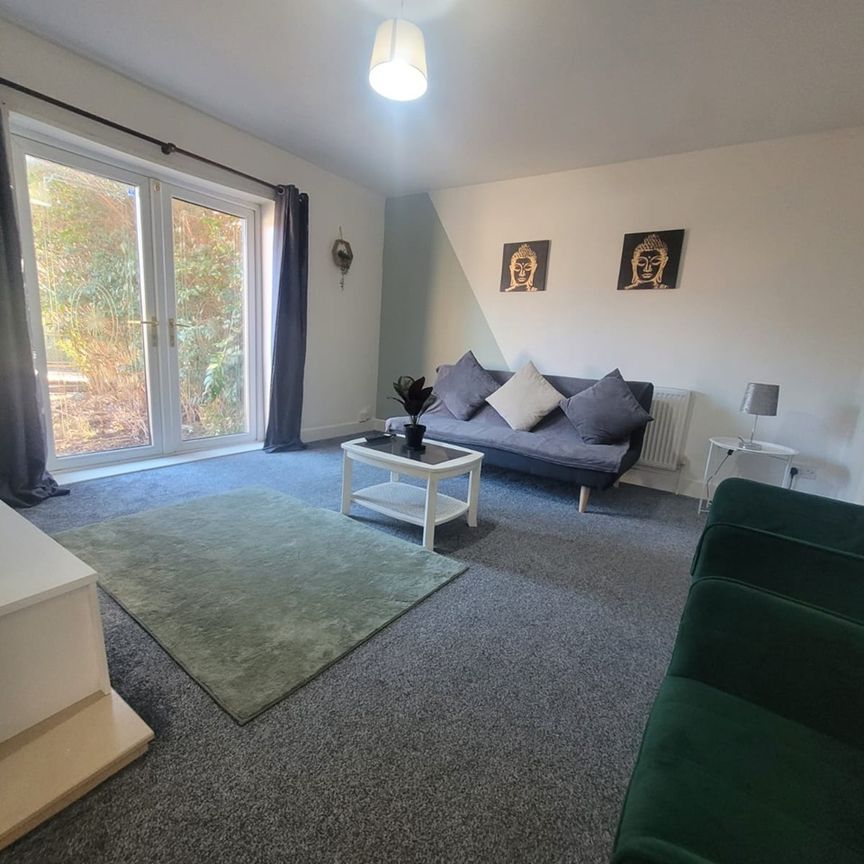 3 Bed End Terrace, Leeds, LS9 - Photo 1