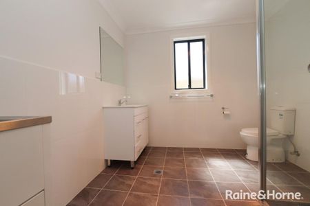 Separate Granny Flat with Air Conditioning- Available 29.12.2025 - Photo 5