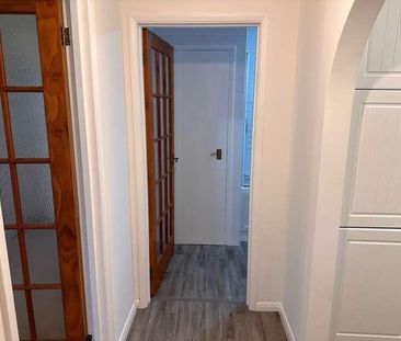 Gunnings Road, Alcester, B49 - Photo 3