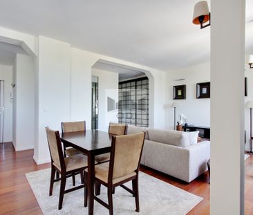 Location Appartement 2 pièces 63m² PARIS 7ème - Photo 1