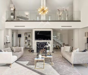 Superbe villa rénovée dans un écrin de verdure - 5 chambres - Photo 4