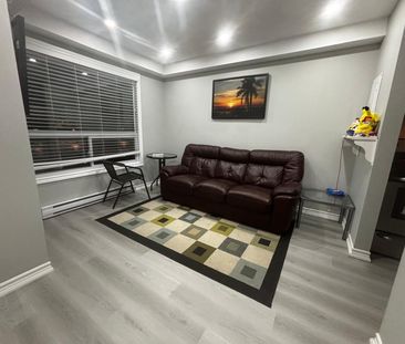 For Lease - 262 Patricia Avenue Unit# 2, Kitchener, Ontario - Photo 3