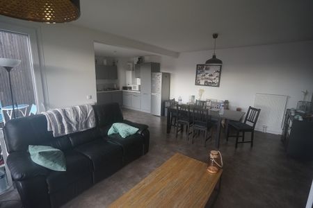 LOMME - RUE VICTOR SCHOELCHER - APPARTEMENT T2 - Photo 4