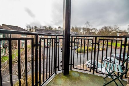 2 bedroom flat to rent - Photo 2