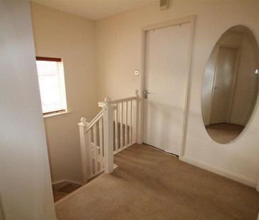 3 bedroom detached house to rent - Photo 2