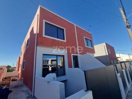 4 room luxury House for rent in Seixal, Portugal - Photo 4