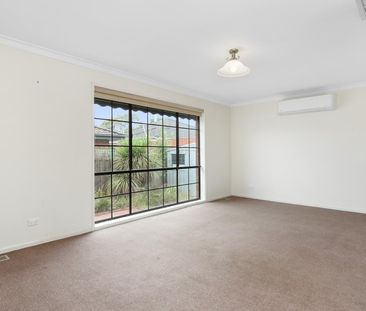 Spacious & Comfortable Living in a Prime Hampton East Location - Photo 1