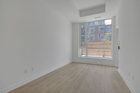 For Lease - 150 Logan Avenue Unit# 121, Toronto, Ontario - Photo 5