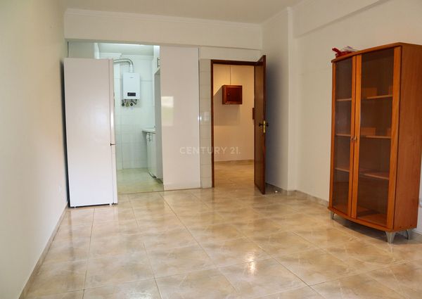 Arrendamento | Apartamento T1+1 | Amadora