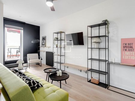 Excellent 1 Bedroom penthouse for rent in Retiro, Madrid - Photo 2