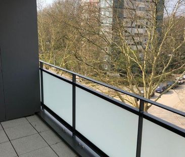 Moderne und Stilvolle Wohnung in Hamburg-Langenhorn! Wentzel Dr. - Foto 1