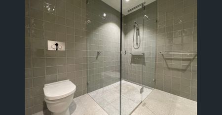 A Rare Offering, Stunning One Bedroom Apartment In The Exclusive Barangaroo Precinct - Photo 2