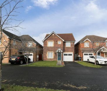 4 bedroom detached house to rent - Photo 3