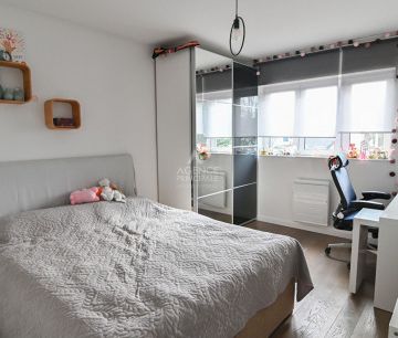 Maison • Saint-Germain-en-Laye - Photo 5