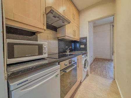 1 bedroom apartment to rent - Photo 3