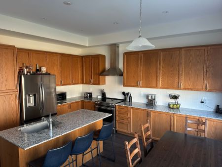 For Lease - 3453 Mosley Gate, Oakville, Ontario - Photo 3