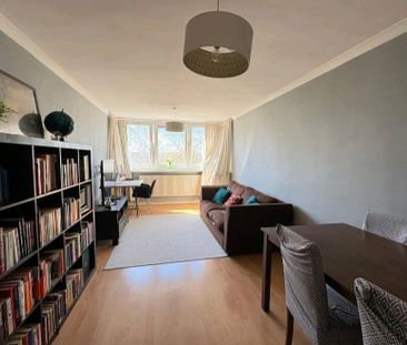 Room in a Shared Flat, Neville Gill Close, SW18 - Photo 1