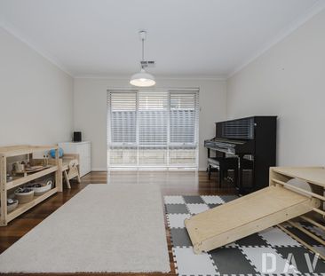 Stylish Family Home with Modern Comforts & Beautiful Outdoor Living - Photo 3