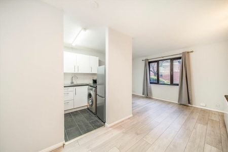 Veronica Gardens, SW16, London - Photo 5