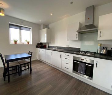 2 bedroom apartment to rent - Photo 3