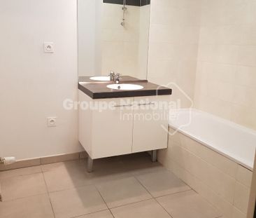 T3 REZ DE JARDIN AU CALME AVEC 2 GARAGES, - Photo 4